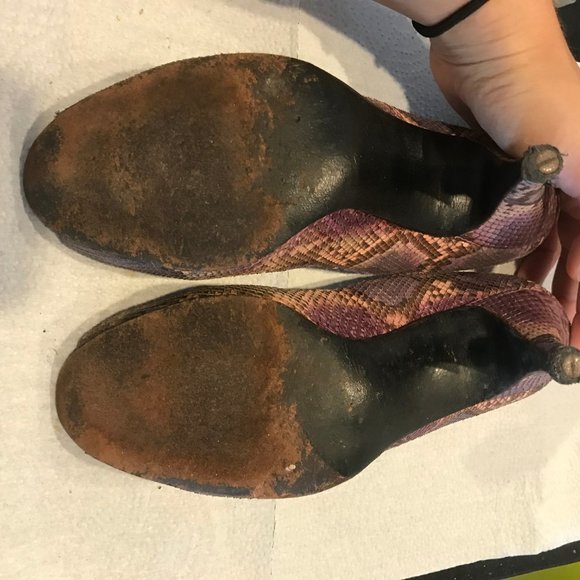 Mr. Seymour Heel (EXTREMELY WORN) - Picture 5 of 8